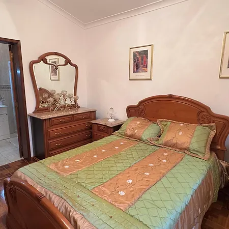 Zizi * Biscoitos (Terceira)